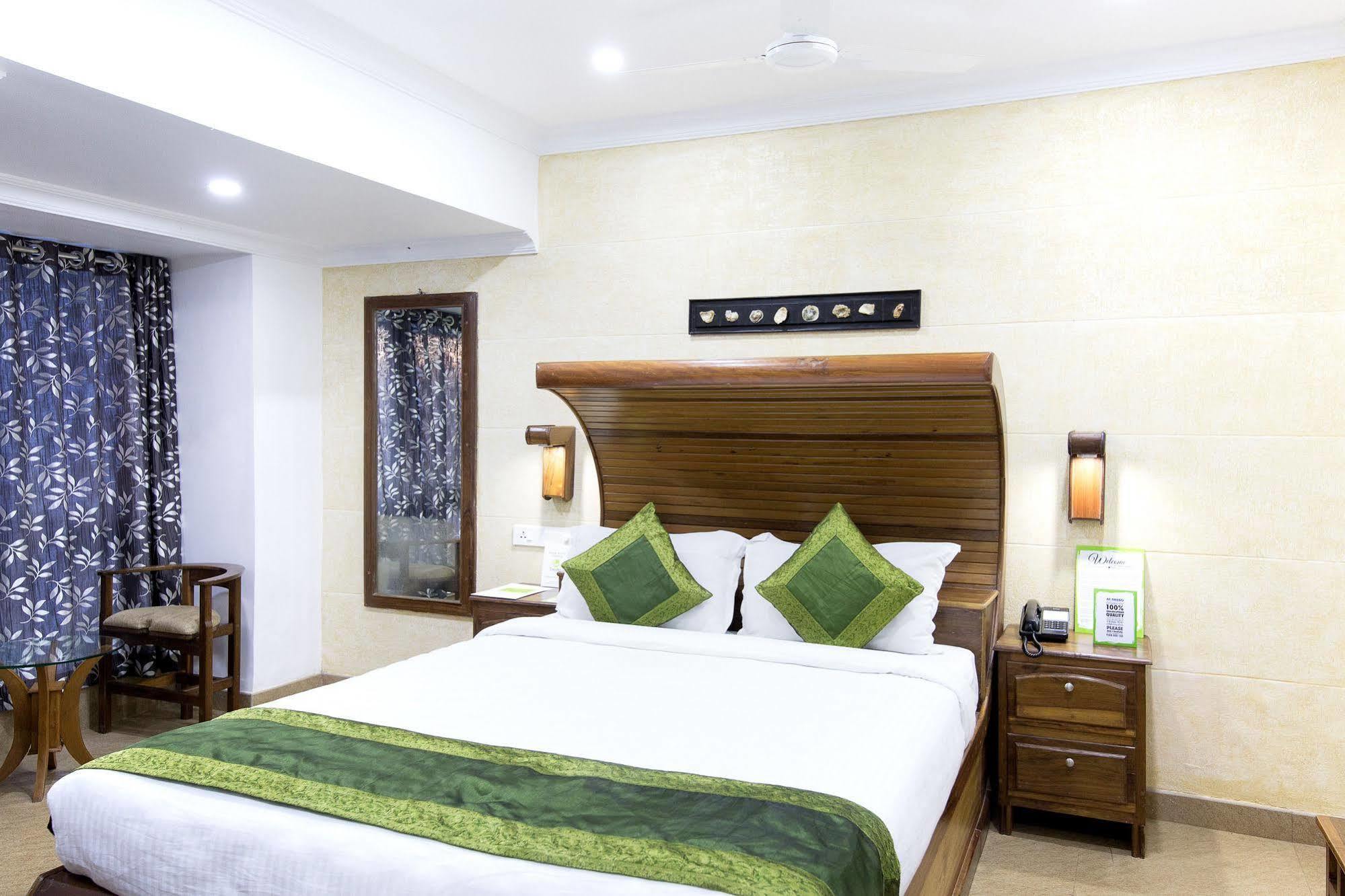 Hotel Mart View Kochi Exterior photo
